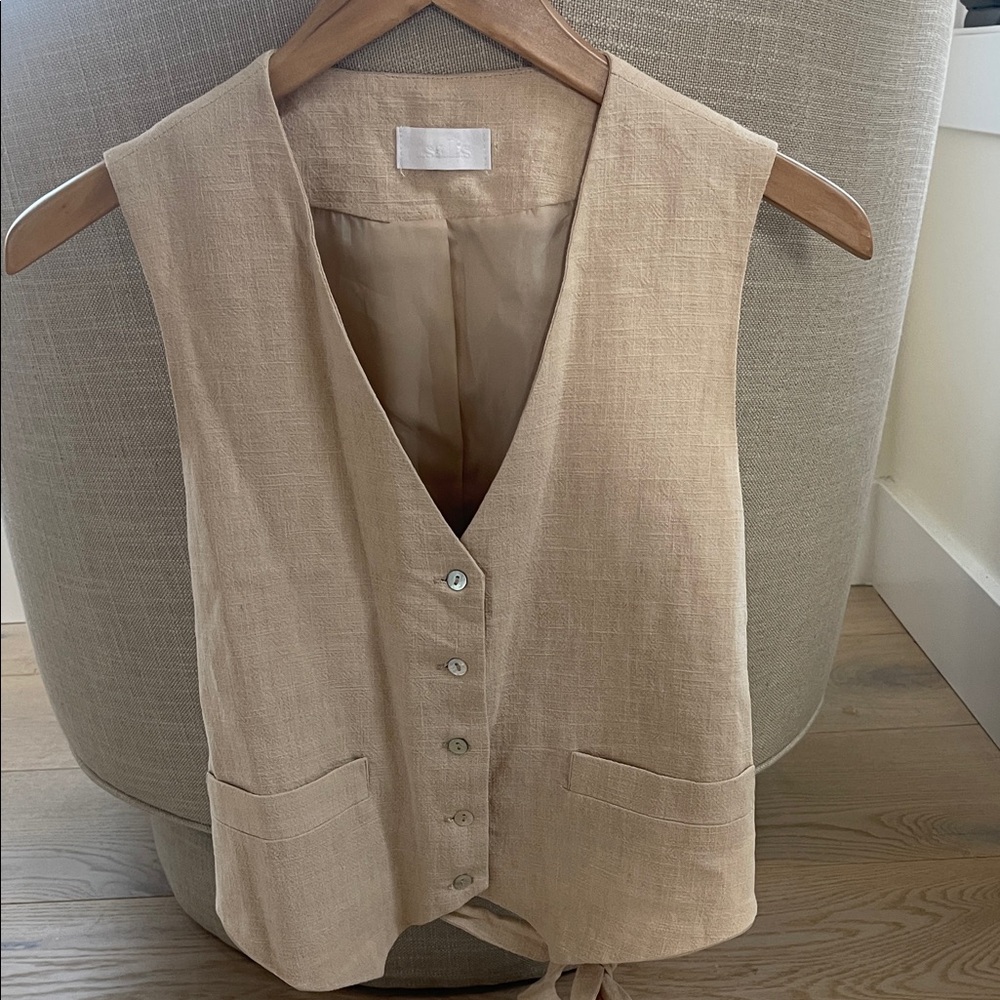 Beige Button-Up Vest with back ties